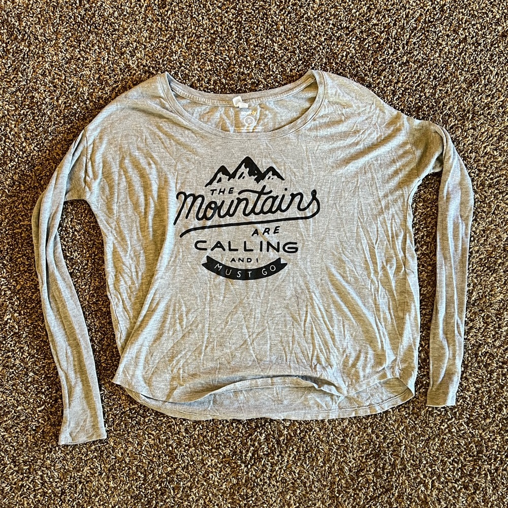Women’s Sevenly Long Sleeve “The Mountains are calling and I must go”